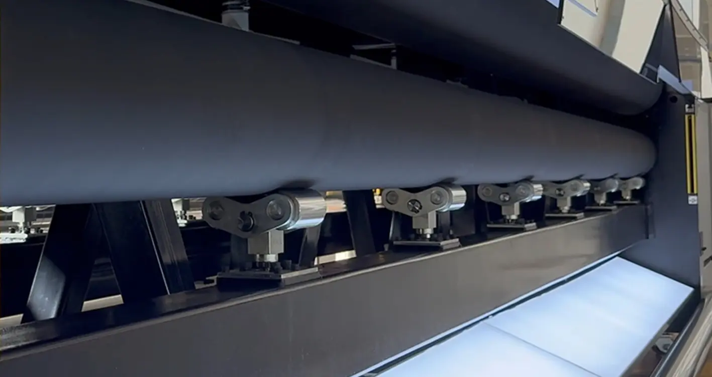 One-Touch Pneumatic Roller Mechanism for High-Precision Automation